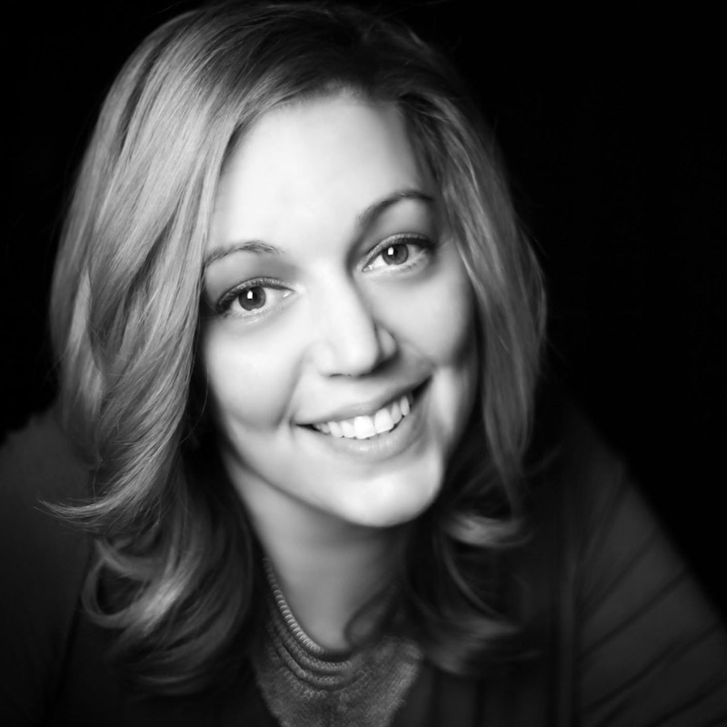 Amanda the Barber Photo